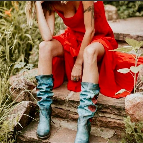 ⚡️LAST 1⚡️NIB Freebird Cyrus Floral Denim Boots!!! - Picture 4 of 7